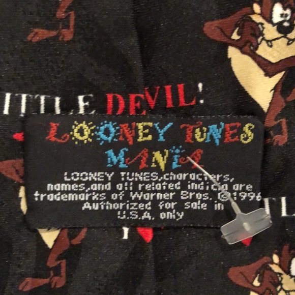 NWOT Looney Tunes Tasmanian Devil Tie - Picture 5 of 7